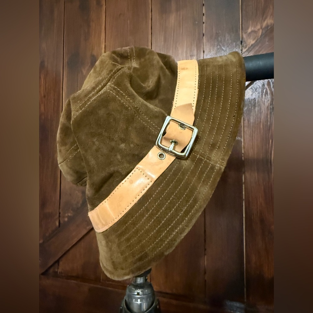 COACH Brown Suede Hat with Tan Buckle Strap